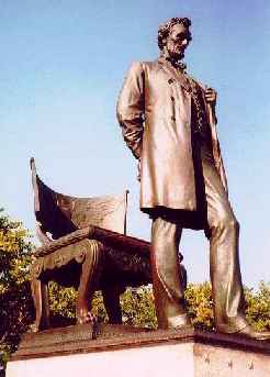  Museum Chicago on Abraham Lincoln Statue In Chicago S Lincoln Park